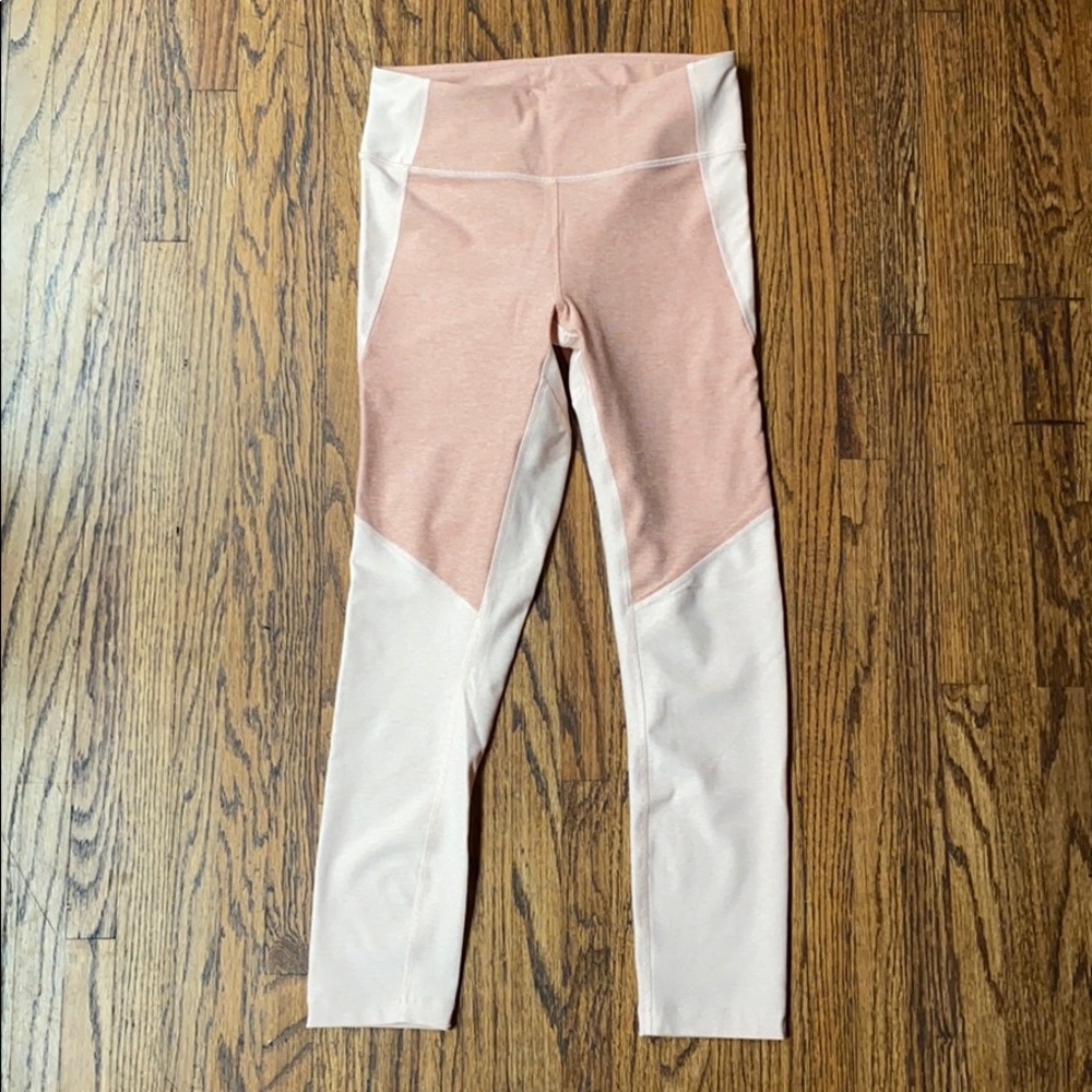 Outdoor Voices 3/4 Two-Toned Leggings